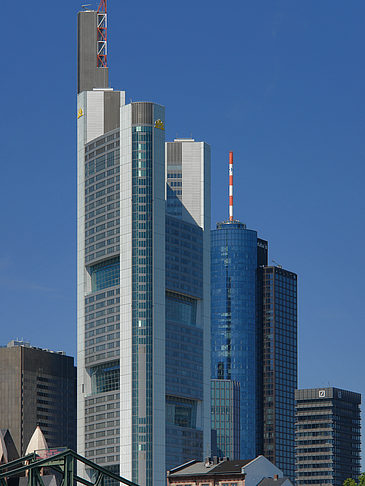 Commerzbank mit Maintower Foto 