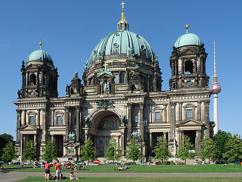 Fotos Berliner Dom mit Lustgarten