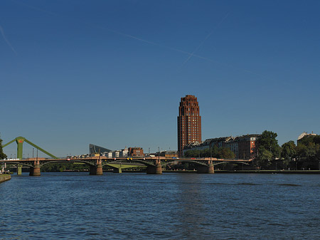 Foto Main Plaza und Untermainbrücke