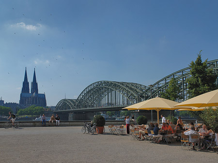 Fotos Hohenzollernbrücke am Kölner Dom