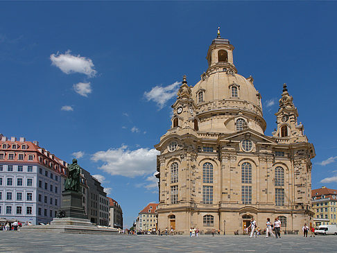 Foto Frauenkirche und Neumarkt - Dresden